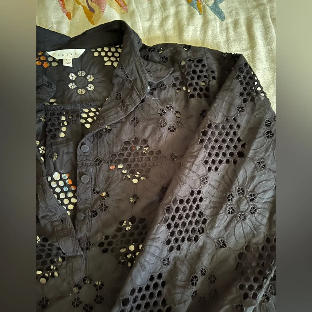 Adiva Black‎ Floral Lace Blouse